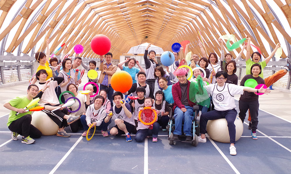 We are the First Social Circus Company in Japan